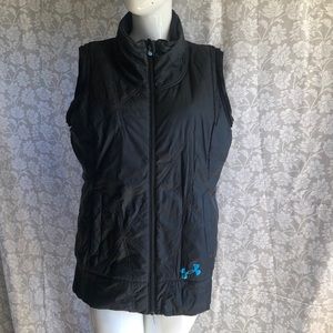 Under Armour black puffer coat w/removable sleeves